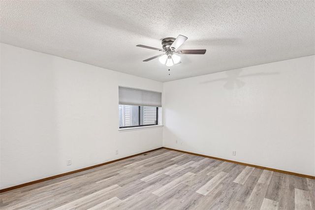 12220 Banyan Lane, Oklahoma City, OK 73162