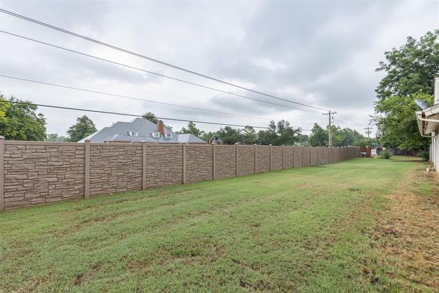 12220 Banyan Lane, Oklahoma City, OK 73162