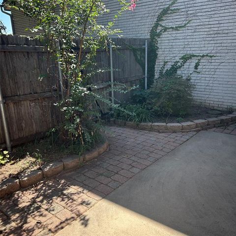 12220 Banyan Lane, Oklahoma City, OK 73162