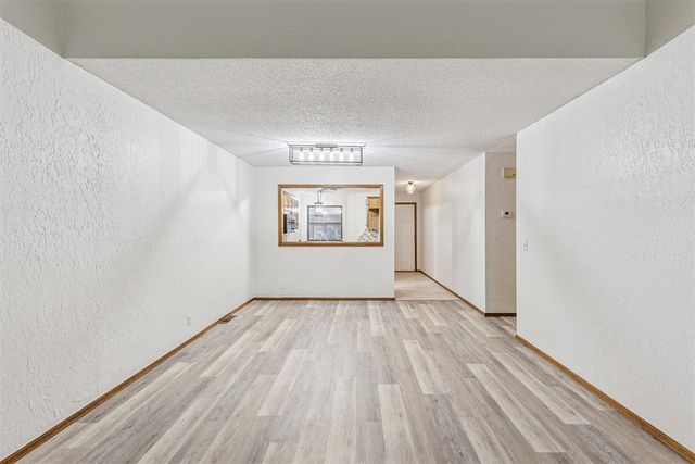 12220 Banyan Lane, Oklahoma City, OK 73162