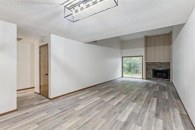 12220 Banyan Lane, Oklahoma City, OK 73162