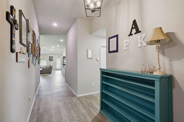 1185 Colt Creek Court, Alvin, TX 77511