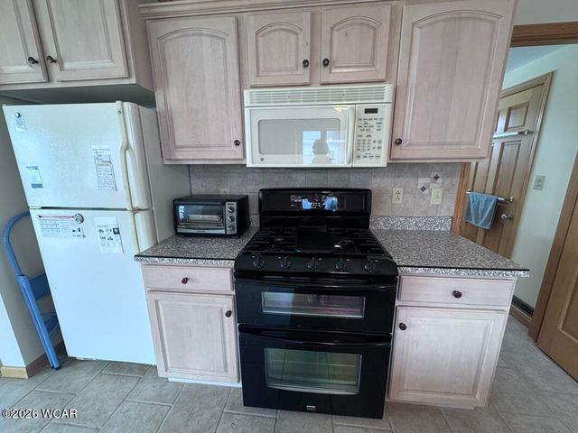 423 N Johnson Street, Ada, OH 45810