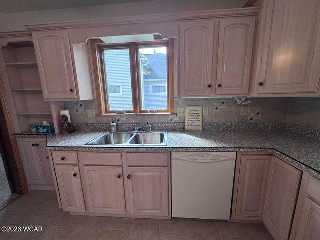 423 N Johnson Street, Ada, OH 45810