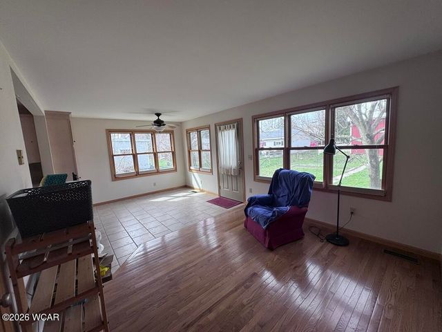 423 N Johnson Street, Ada, OH 45810