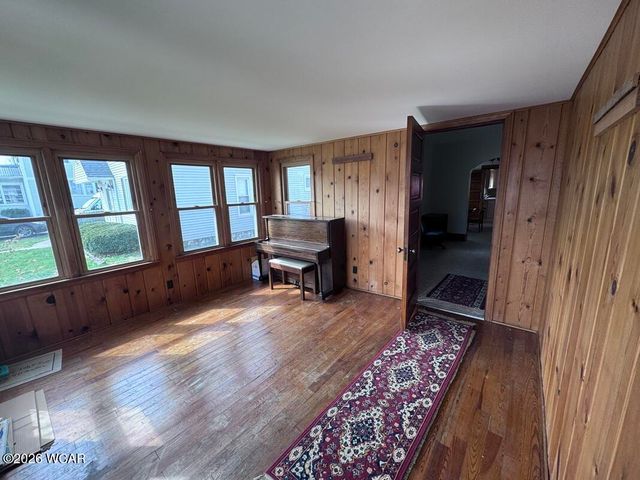 423 N Johnson Street, Ada, OH 45810