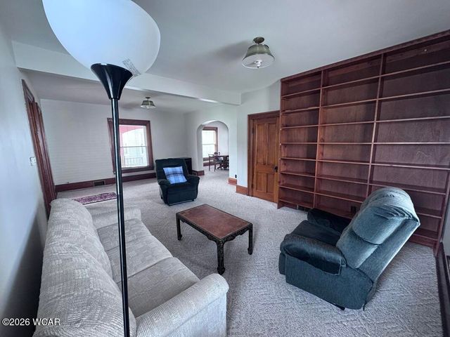 423 N Johnson Street, Ada, OH 45810