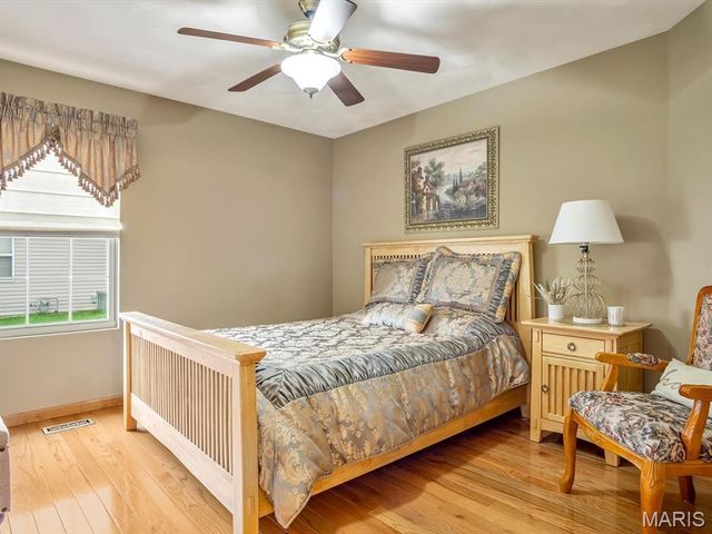 4184 Red Field Drive, Swansea, IL 62226