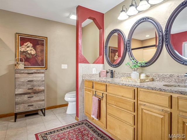 4184 Red Field Drive, Swansea, IL 62226