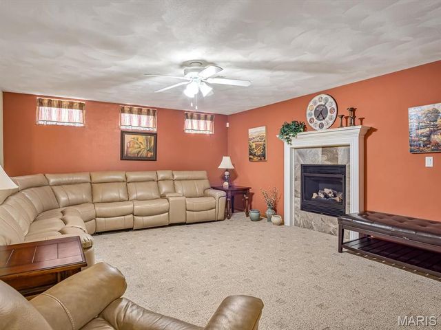 4184 Red Field Drive, Swansea, IL 62226