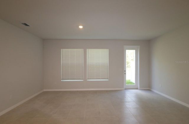 1136 WILD CREST LANE, Daytona Beach, FL 32117