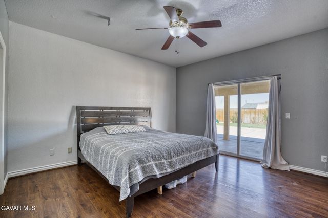 9661 Redwood Boulevard, California City, CA 93505