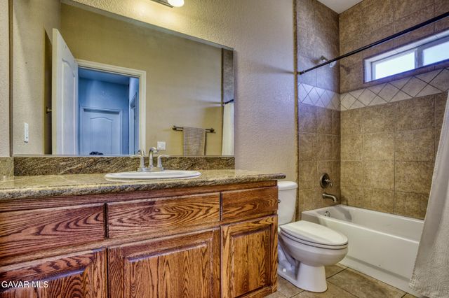 9661 Redwood Boulevard, California City, CA 93505