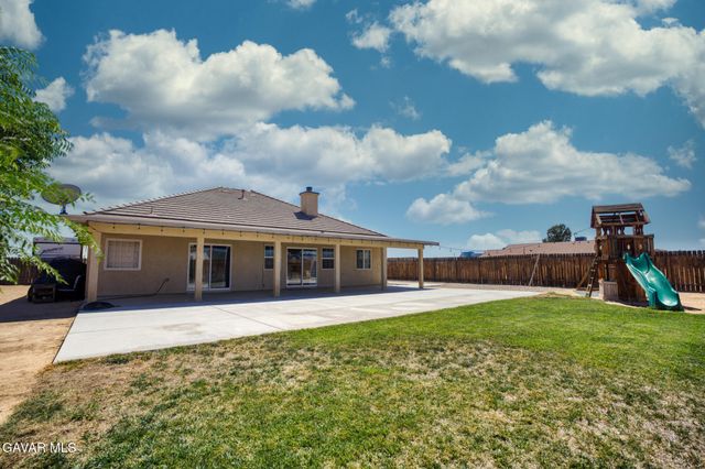 9661 Redwood Boulevard, California City, CA 93505