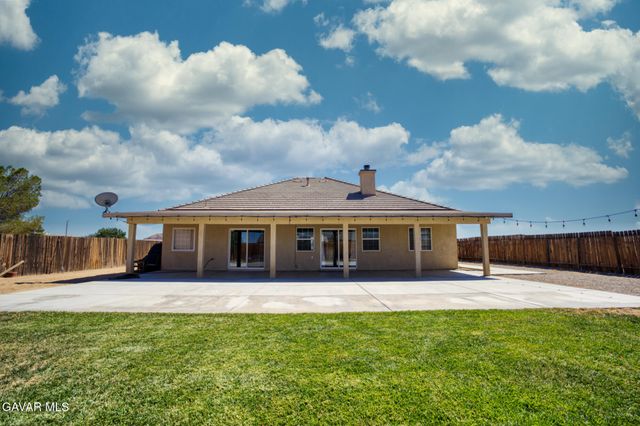 9661 Redwood Boulevard, California City, CA 93505