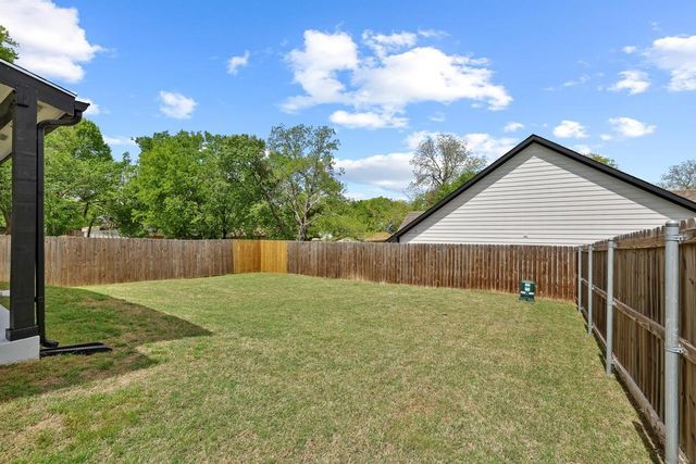 776 E Fulton Street, Van Alstyne, TX 75495