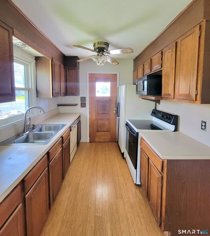 7 Devens Street, New Britain, CT 06051