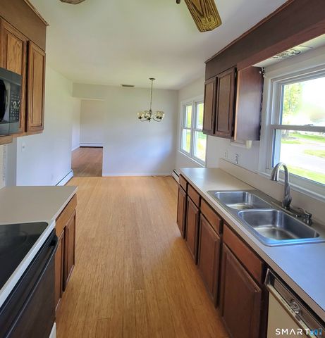 7 Devens Street, New Britain, CT 06051