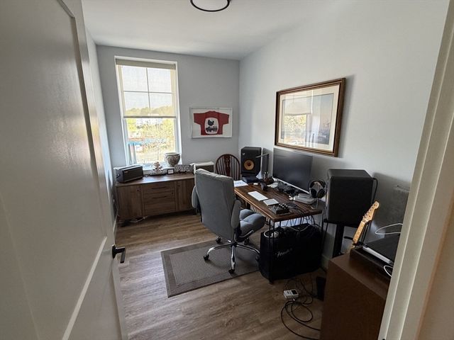 21 Summer Street 301, Natick, MA 01760