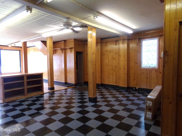 226 E Fulton Street, Gloversville, NY 12078