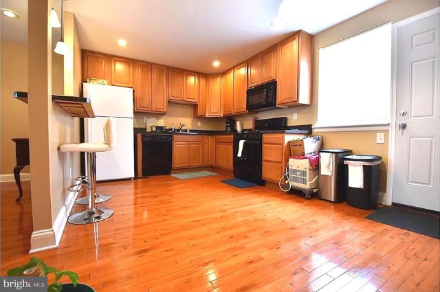 8018 CHELWYNDE AVE, Philadelphia, PA 19153