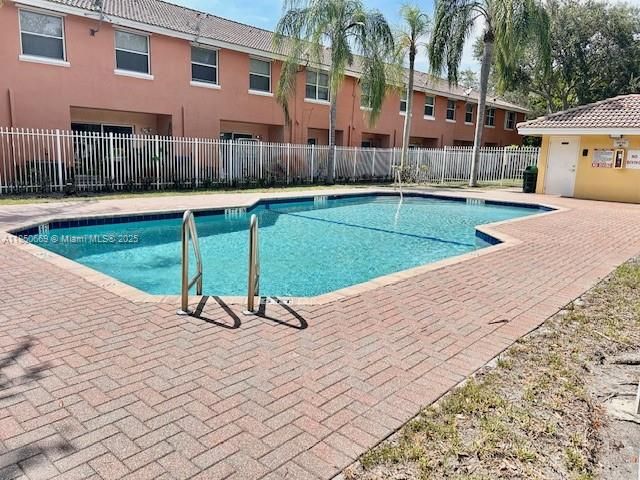6767 Sienna Club Pl, Lauderhill, FL 33319