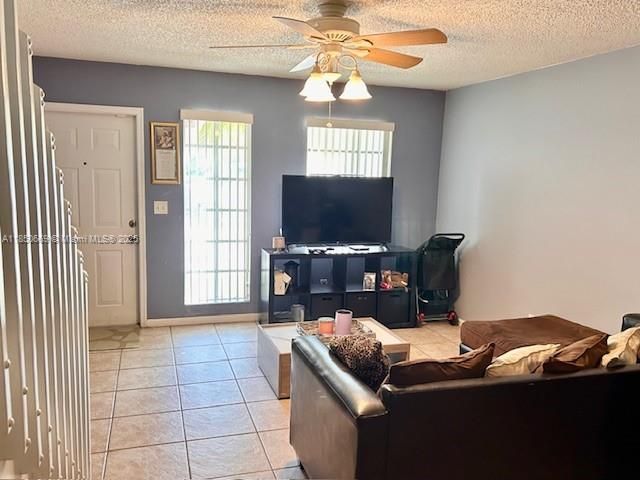 6767 Sienna Club Pl, Lauderhill, FL 33319