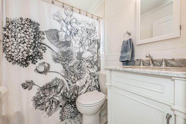 92 Cornell Street, Williston Park, NY 11596