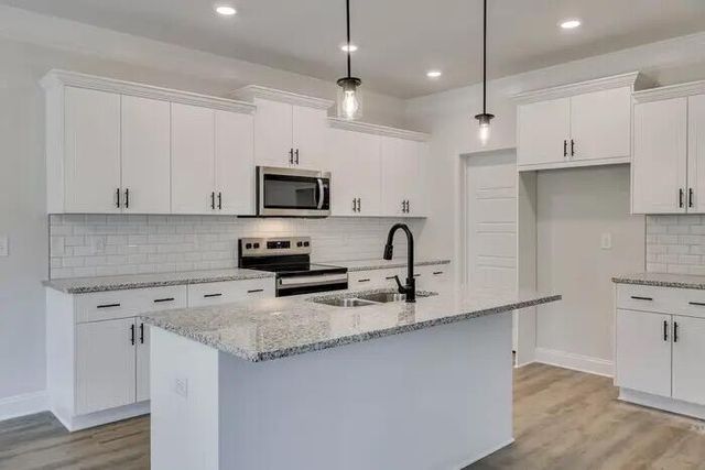 1690 N Pine Ridge Drive, Hephzibah, GA 30815