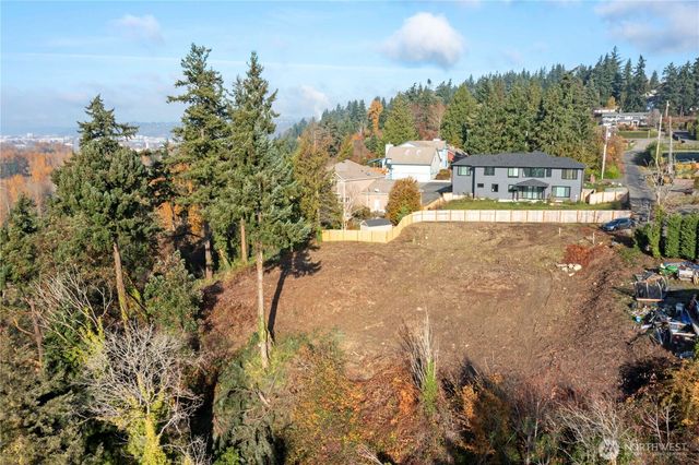 916 64th Avenue E, Fife, WA 98404