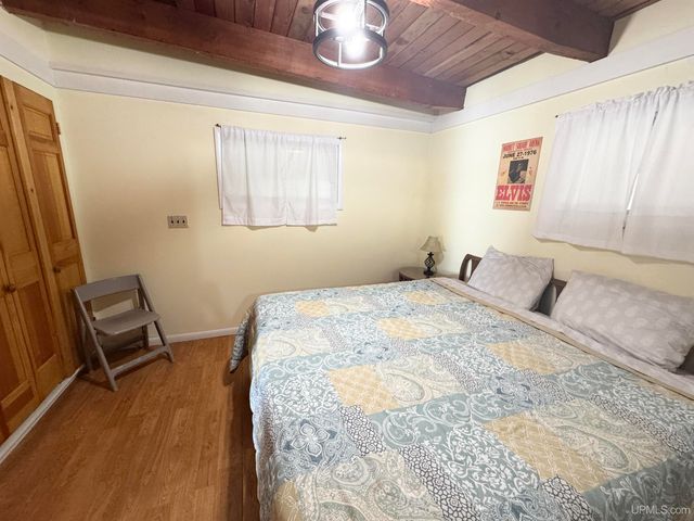 118 Youngs Lane, Crystal Falls, MI 49920