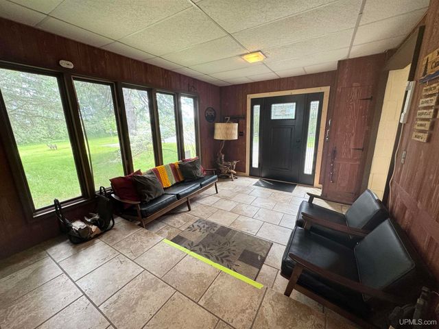 118 Youngs Lane, Crystal Falls, MI 49920