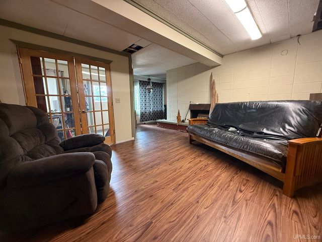 118 Youngs Lane, Crystal Falls, MI 49920