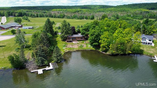 118 Youngs Lane, Crystal Falls, MI 49920