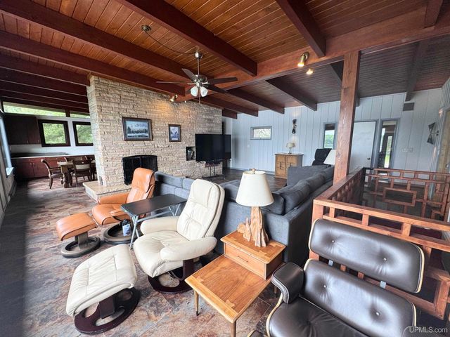 118 Youngs Lane, Crystal Falls, MI 49920