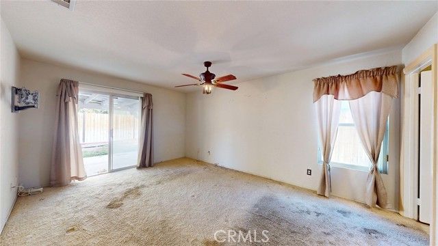 6157 W Avenue J4, Lancaster, CA 93536