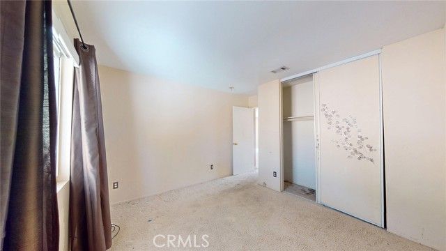 6157 W Avenue J4, Lancaster, CA 93536