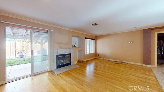 6157 W Avenue J4, Lancaster, CA 93536