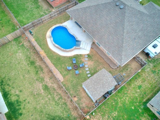 835 SE 17th Terrace, Newcastle, OK 73065