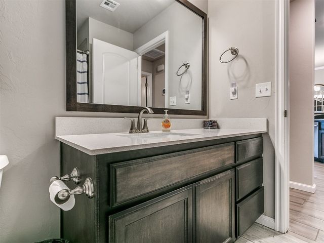 835 SE 17th Terrace, Newcastle, OK 73065