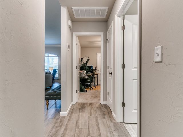 835 SE 17th Terrace, Newcastle, OK 73065