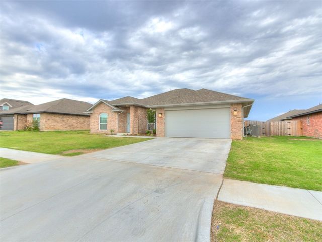 835 SE 17th Terrace, Newcastle, OK 73065