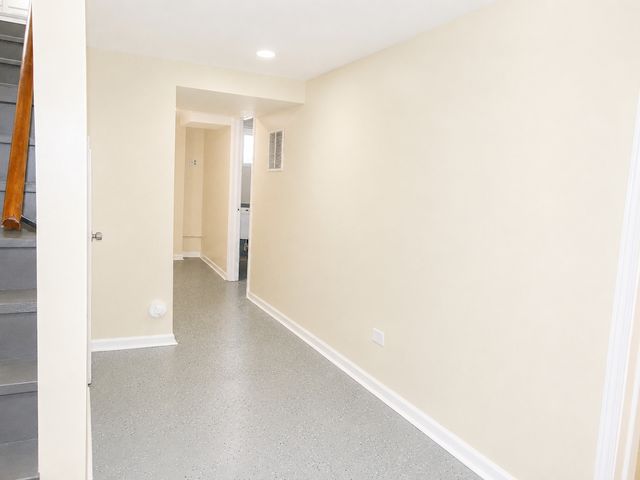 748 E 69th Place, Chicago, IL 60637