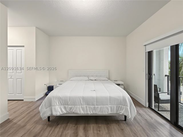 4278 NW 82nd Ave, Doral, FL 33166