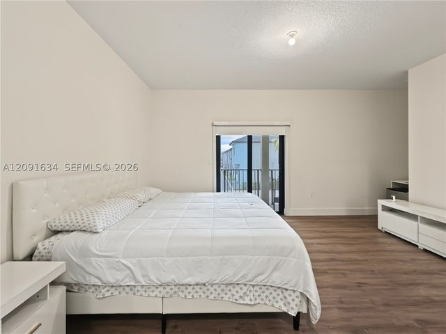 4278 NW 82nd Ave, Doral, FL 33166