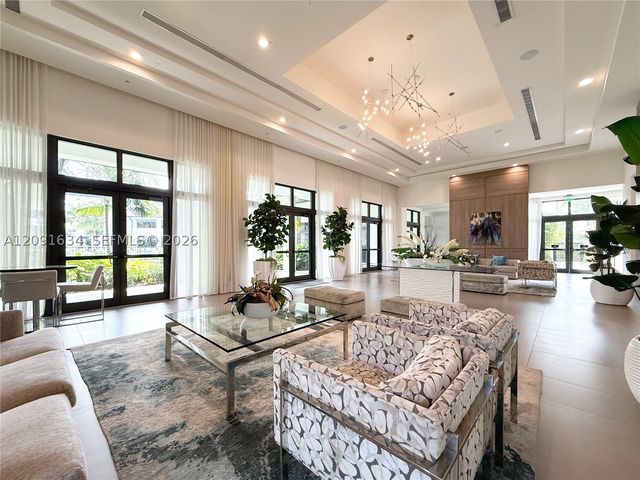 4278 NW 82nd Ave, Doral, FL 33166