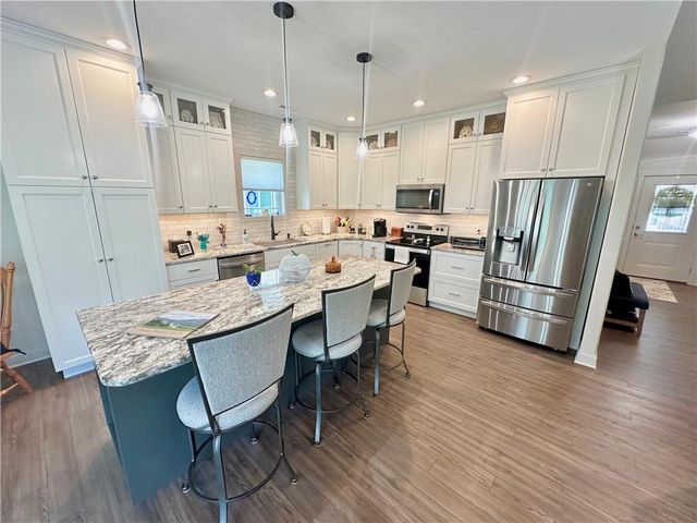 2820 Tranquility Court, Maryville, MO 64468