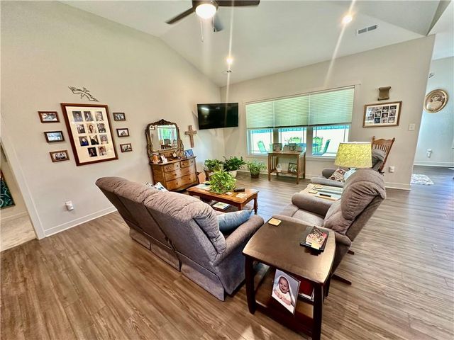 2820 Tranquility Court, Maryville, MO 64468