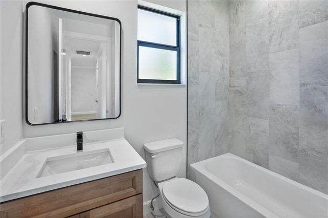 17399 VALLYBROOK AVENUE, Port Charlotte, FL 33954