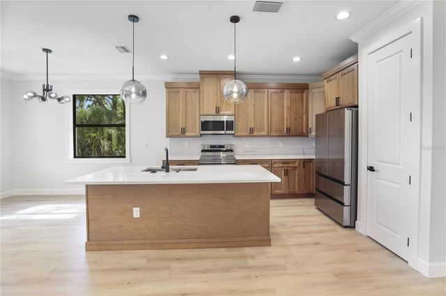 17399 VALLYBROOK AVENUE, Port Charlotte, FL 33954